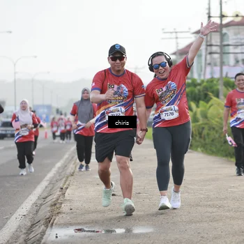 Runner Photo 6037095