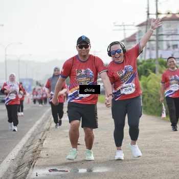 Runner Photo 6037101