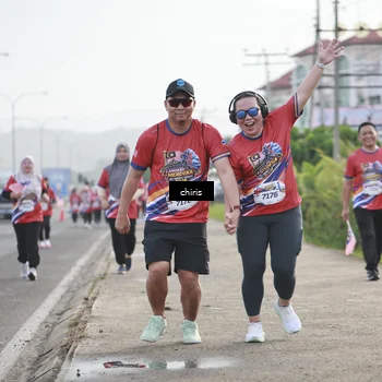 Runner Photo 6037102