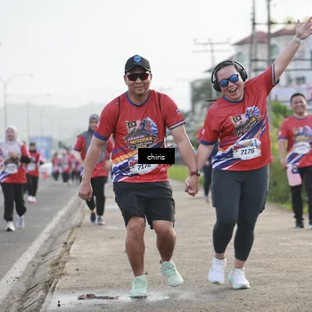 Runner Photo 6037114