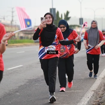 Runner Photo 6037130