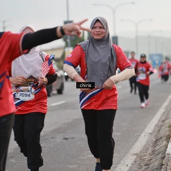 Runner Photo 6037140