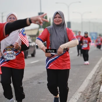 Runner Photo 6037154