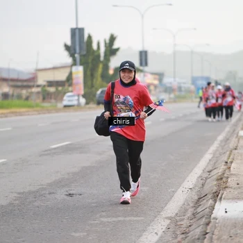 Runner Photo 6037179