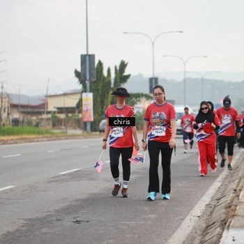 Runner Photo 6037773