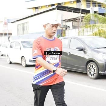 Runner Photo 6037870