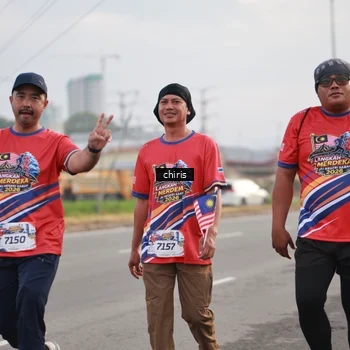 Runner Photo 6037875