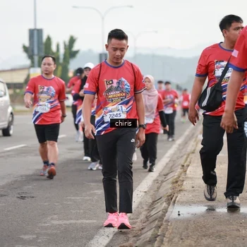 Runner Photo 6037898