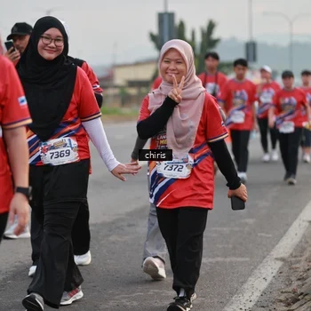 Runner Photo 6037918