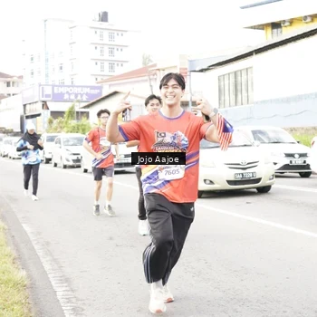 Runner Photo 6038070