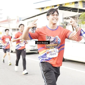 Runner Photo 6038075