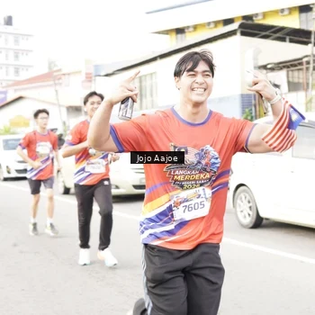 Runner Photo 6038079