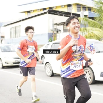 Runner Photo 6038083