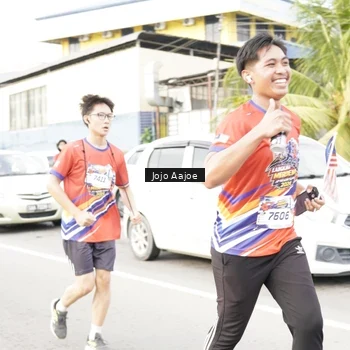 Runner Photo 6038085