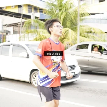 Runner Photo 6038105