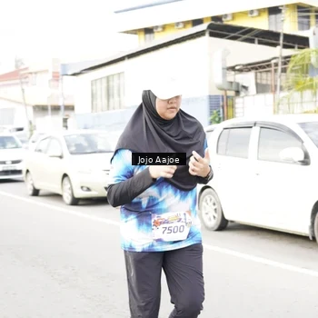 Runner Photo 6038136
