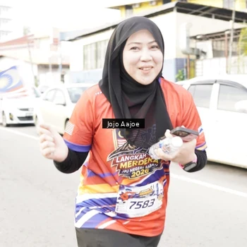 Runner Photo 6038213