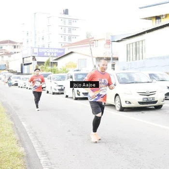 Runner Photo 6038222