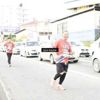 Runner Photo 6038239