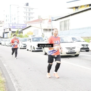 Runner Photo 6038244
