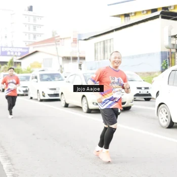 Runner Photo 6038247