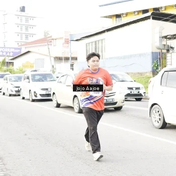 Runner Photo 6038313