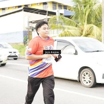 Runner Photo 6038319