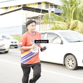 Runner Photo 6038325