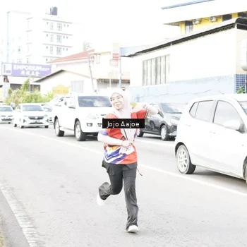 Runner Photo 6038340