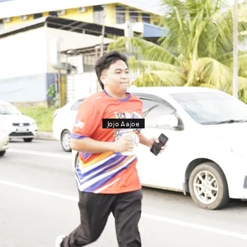 Runner Photo 6038342