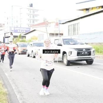 Runner Photo 6038486