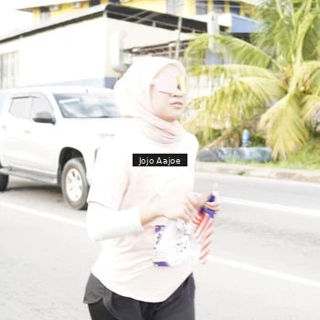Runner Photo 6038492