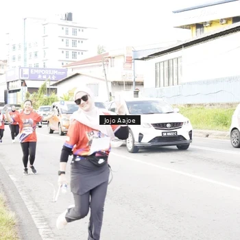 Runner Photo 6038502