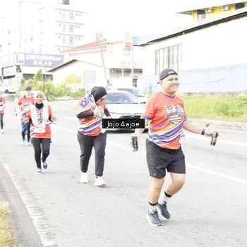 Runner Photo 6038540