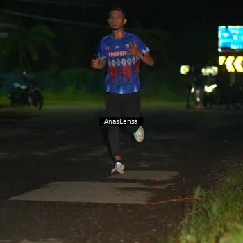 Runner Photo 6038597
