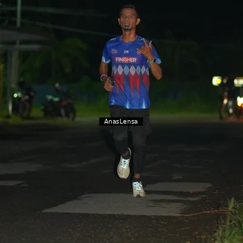 Runner Photo 6038599