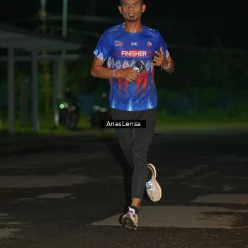 Runner Photo 6038604