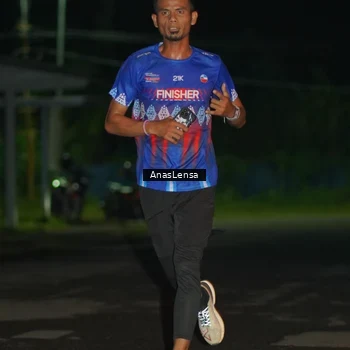 Runner Photo 6038611