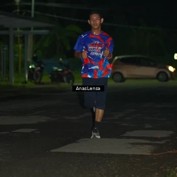 Runner Photo 6038617