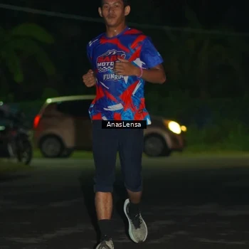 Runner Photo 6038625
