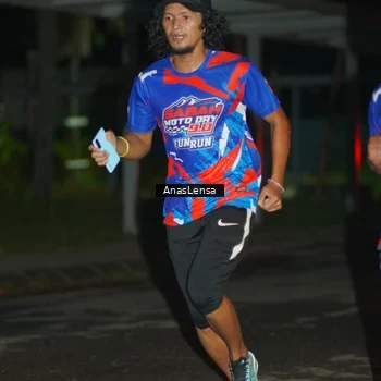 Runner Photo 6038633