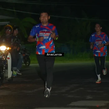 Runner Photo 6038649