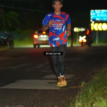 Runner Photo 6038660