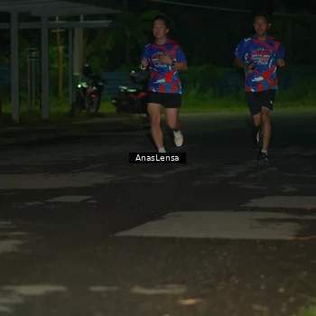 Runner Photo 6038667