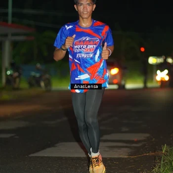 Runner Photo 6038671