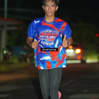 Runner Photo 6038675