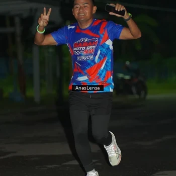 Runner Photo 6038677