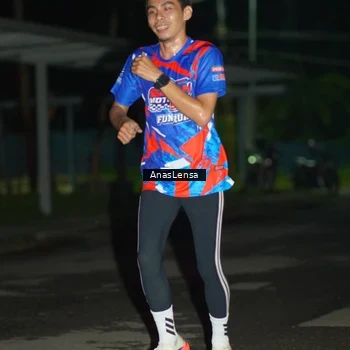 Runner Photo 6038679