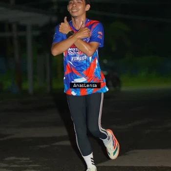 Runner Photo 6038686