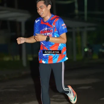 Runner Photo 6038687